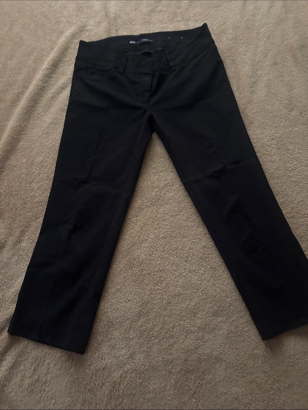 Maurices Black Capri Pants